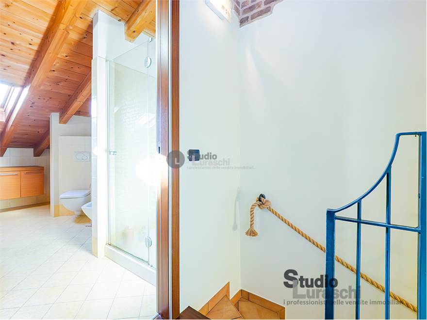 Photo 38